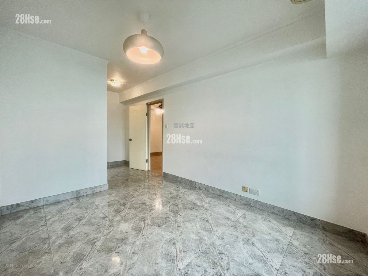 碧堤半島 售盤 4 房 , 3 浴室 891 平方呎 碧堤半島 售盤 4 房 , 3 浴室 891 平方呎