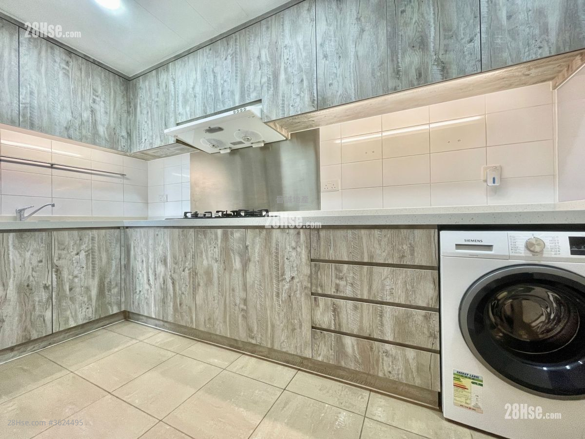 碧堤半島 售盤 4 房 , 3 浴室 891 平方呎 碧堤半島 售盤 4 房 , 3 浴室 891 平方呎