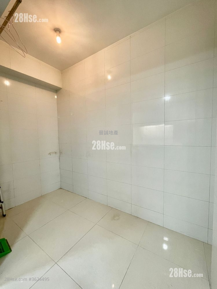 碧堤半島 售盤 4 房 , 3 浴室 891 平方呎 碧堤半島 售盤 4 房 , 3 浴室 891 平方呎