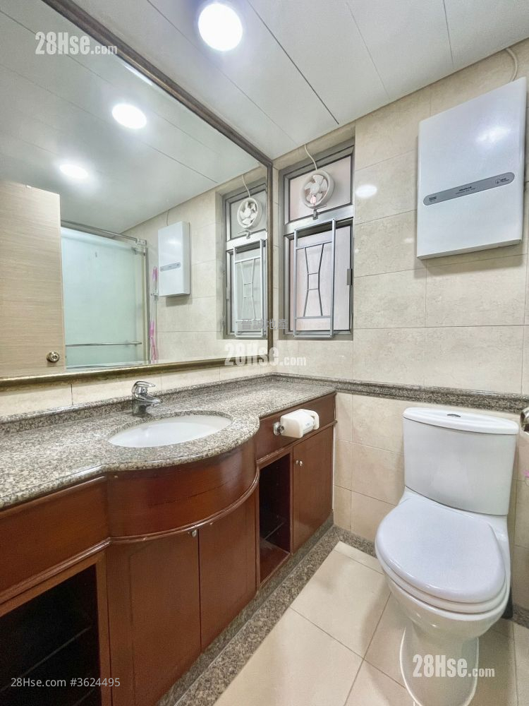 碧堤半島 售盤 4 房 , 3 浴室 891 平方呎 碧堤半島 售盤 4 房 , 3 浴室 891 平方呎