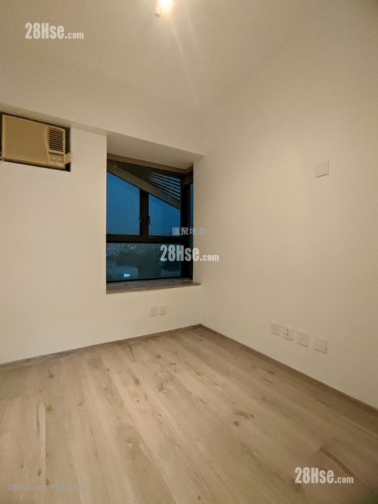 8 Waterloo Road Sell 2 Bedrooms , 1 Bathroom 441 ft² 8 Waterloo Road Sell 2 Bedrooms , 1 Bathroom 441 ft²