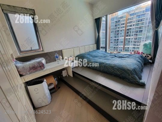 峻巒 售盤 3 房 , 2 浴室 716 平方呎 峻巒 售盤 3 房 , 2 浴室 716 平方呎