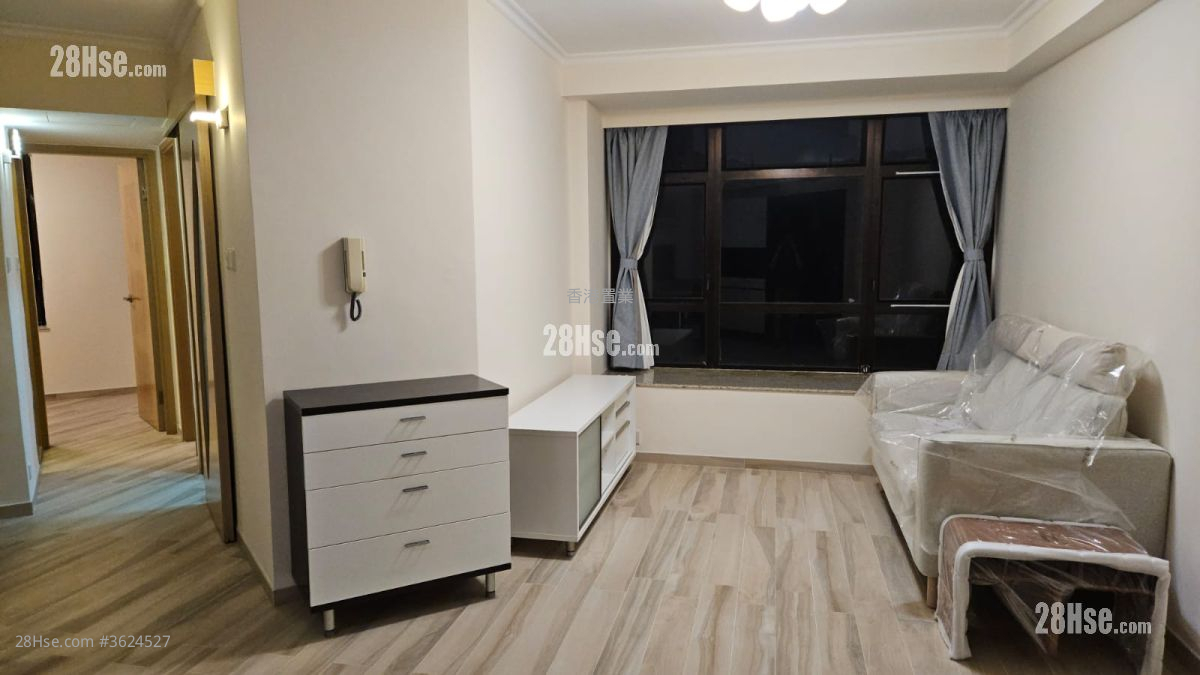 康怡花園 租盤 3 房 , 2 浴室 766 平方呎 康怡花園 租盤 3 房 , 2 浴室 766 平方呎