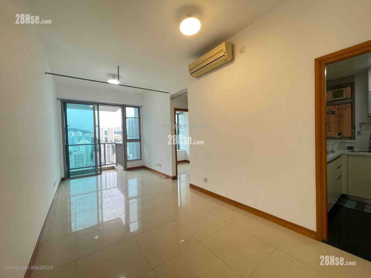 living room: Vision City Rental 2 Bedrooms , 2 Bathrooms 507 ft² living room: Vision City Rental 2 Bedrooms , 2 Bathrooms 507 ft²