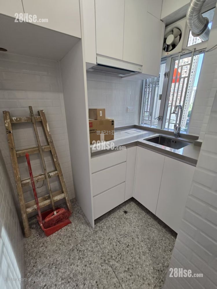 新春園大廈 租盤 2 房 , 1 浴室 299 平方呎 新春園大廈 租盤 2 房 , 1 浴室 299 平方呎