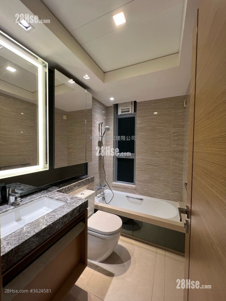 峻巒 售盤 3 房 , 2 浴室 716 平方呎 峻巒 售盤 3 房 , 2 浴室 716 平方呎