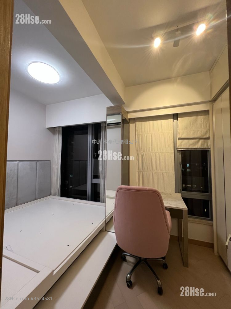 峻巒 售盤 3 房 , 2 浴室 716 平方呎 峻巒 售盤 3 房 , 2 浴室 716 平方呎