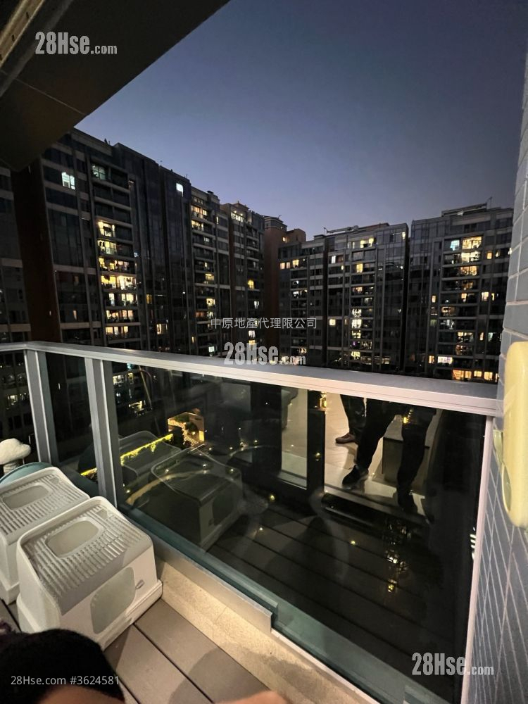 峻巒 售盤 3 房 , 2 浴室 716 平方呎 峻巒 售盤 3 房 , 2 浴室 716 平方呎