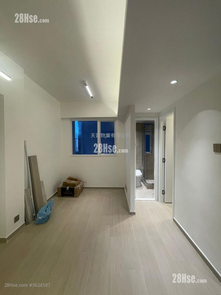 Sung Fu Building Sell 1 Bedroom , 1 Bathroom 274 ft²