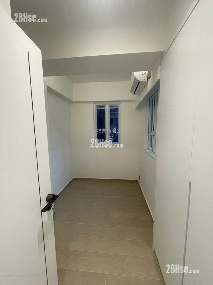 Sung Fu Building Sell 1 Bedroom , 1 Bathroom 274 ft² Sung Fu Building Sell 1 Bedroom , 1 Bathroom 274 ft²