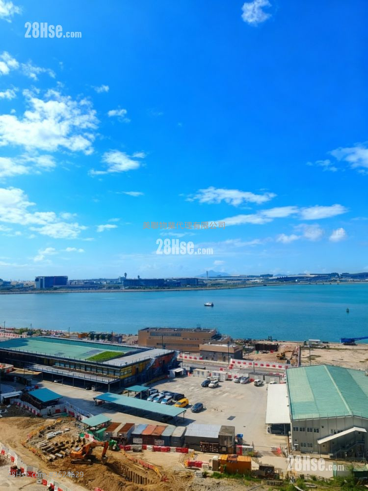 Century Link Rental 2 Bedrooms , 1 Bathroom 452 ft²