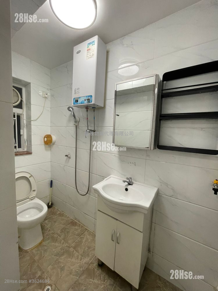 村屋 租盤 1 房 , 1 浴室 350 平方呎 村屋 租盤 1 房 , 1 浴室 350 平方呎