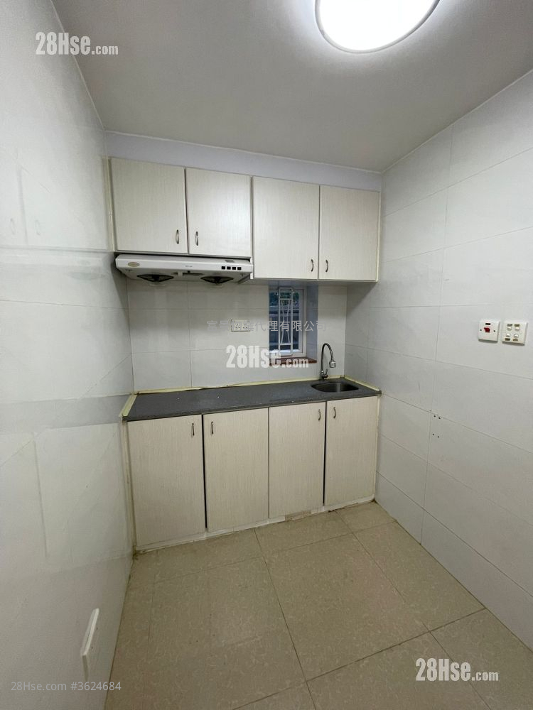 村屋 租盤 1 房 , 1 浴室 350 平方呎 村屋 租盤 1 房 , 1 浴室 350 平方呎