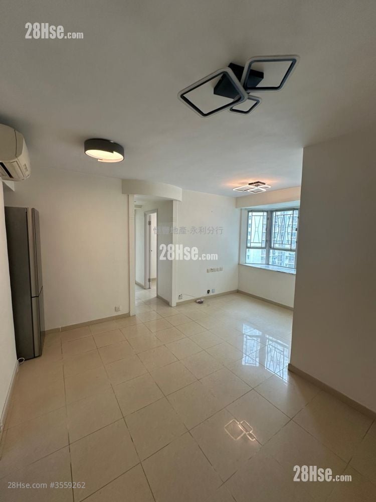 Koway Court Rental 3 Bedrooms , 1 Bathroom 503 ft²