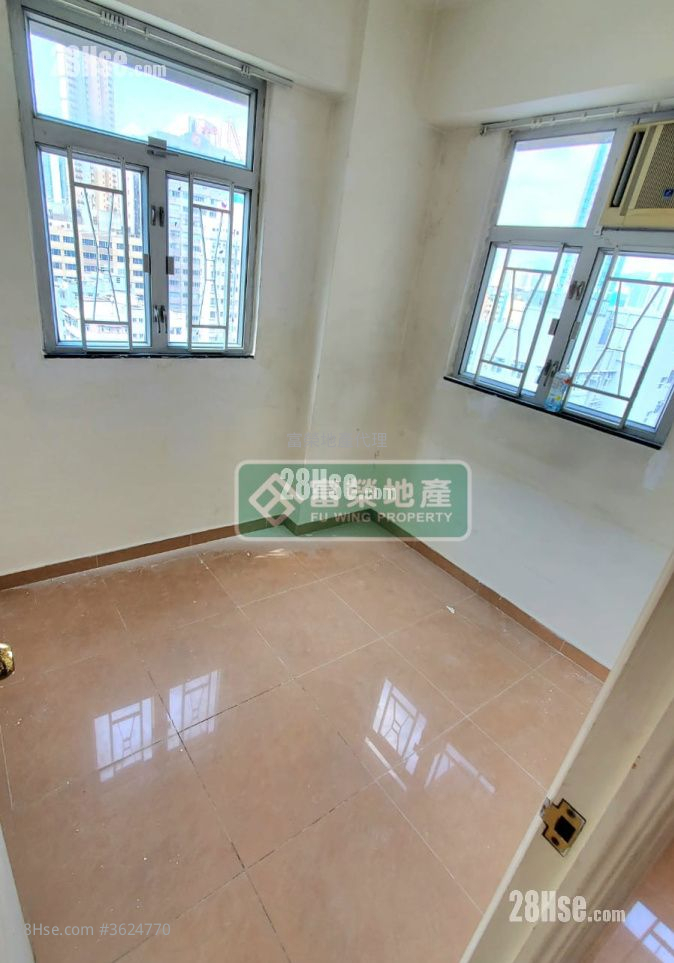Hing Wong Court Sell 2 Bedrooms , 1 Bathroom 326 ft² Hing Wong Court Sell 2 Bedrooms , 1 Bathroom 326 ft²