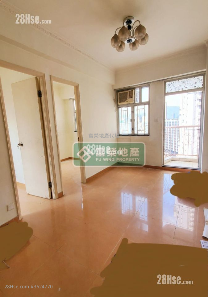 Hing Wong Court Sell 2 Bedrooms , 1 Bathroom 326 ft²