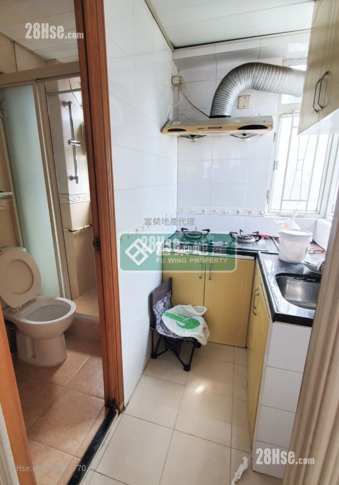 Hing Wong Court Sell 2 Bedrooms , 1 Bathroom 326 ft² Hing Wong Court Sell 2 Bedrooms , 1 Bathroom 326 ft²