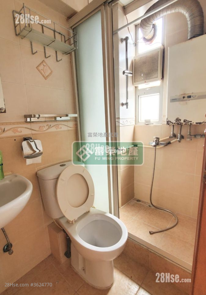 Hing Wong Court Sell 2 Bedrooms , 1 Bathroom 326 ft² Hing Wong Court Sell 2 Bedrooms , 1 Bathroom 326 ft²