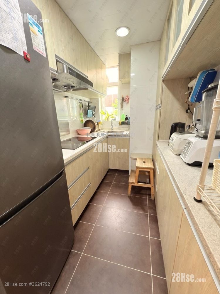 Mei Foo Sun Chuen Sell 2 Bedrooms , 1 Bathroom 611 ft² Mei Foo Sun Chuen Sell 2 Bedrooms , 1 Bathroom 611 ft²