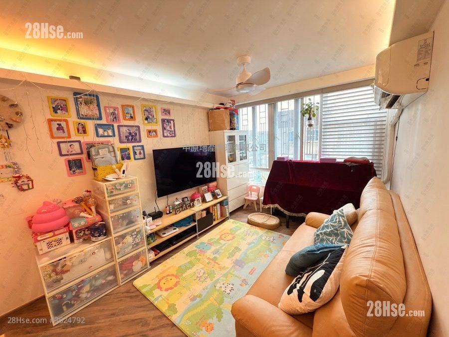 Mei Foo Sun Chuen Sell 2 Bedrooms , 1 Bathroom 611 ft²