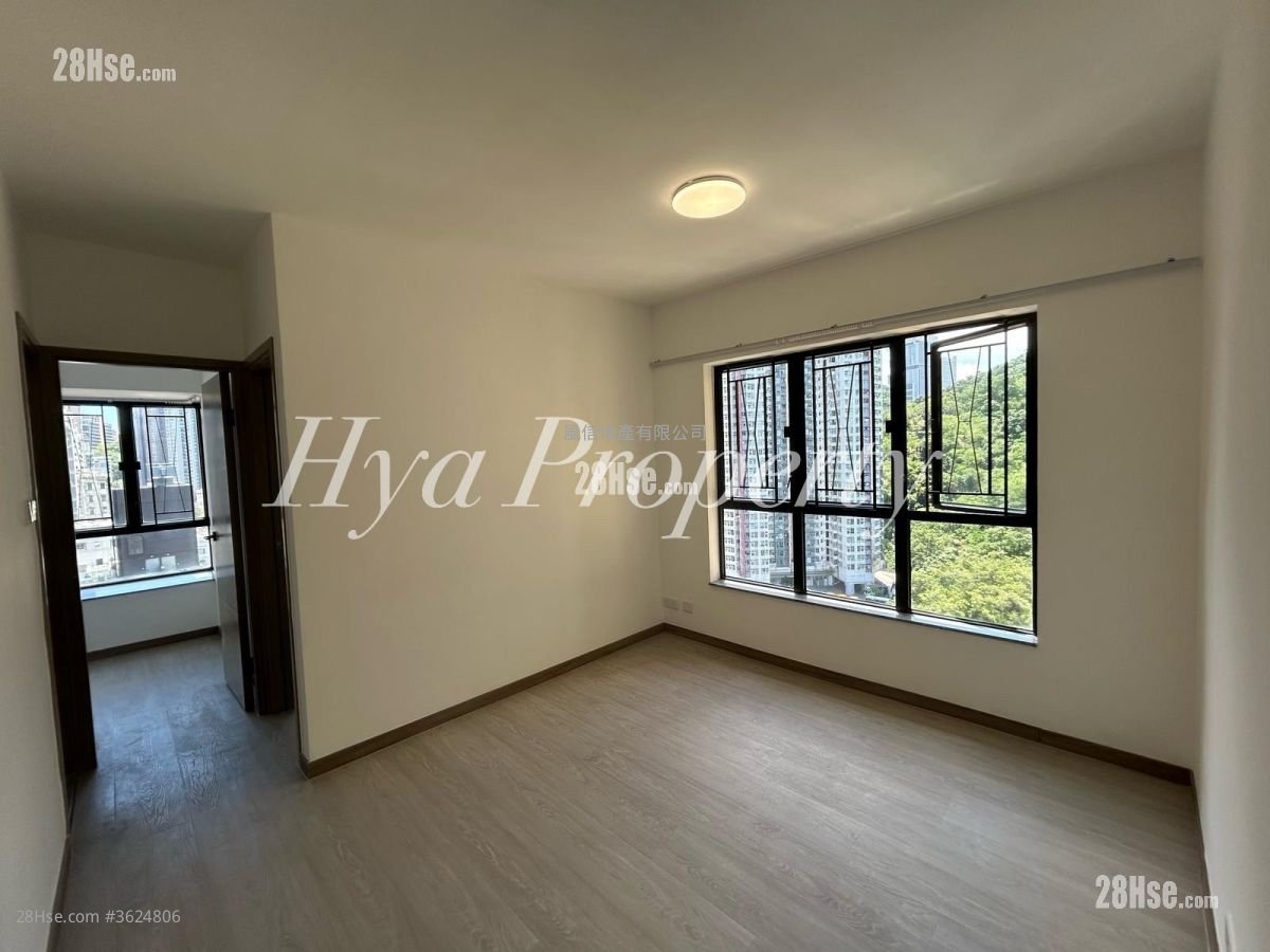 Centenary Mansion Rental 2 Bedrooms , 1 Bathroom 416 ft²