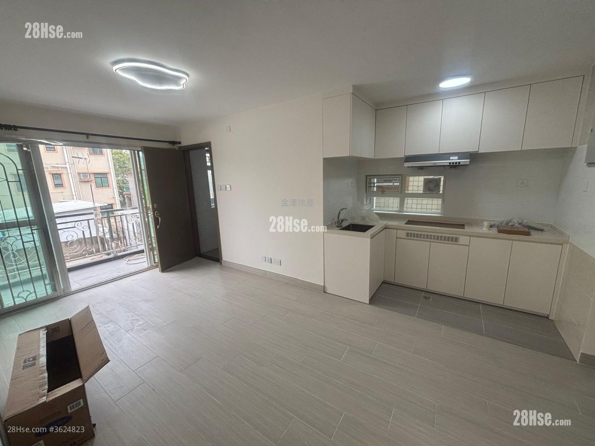 村屋 租盤 3 房 , 1 浴室 700 平方呎 村屋 租盤 3 房 , 1 浴室 700 平方呎