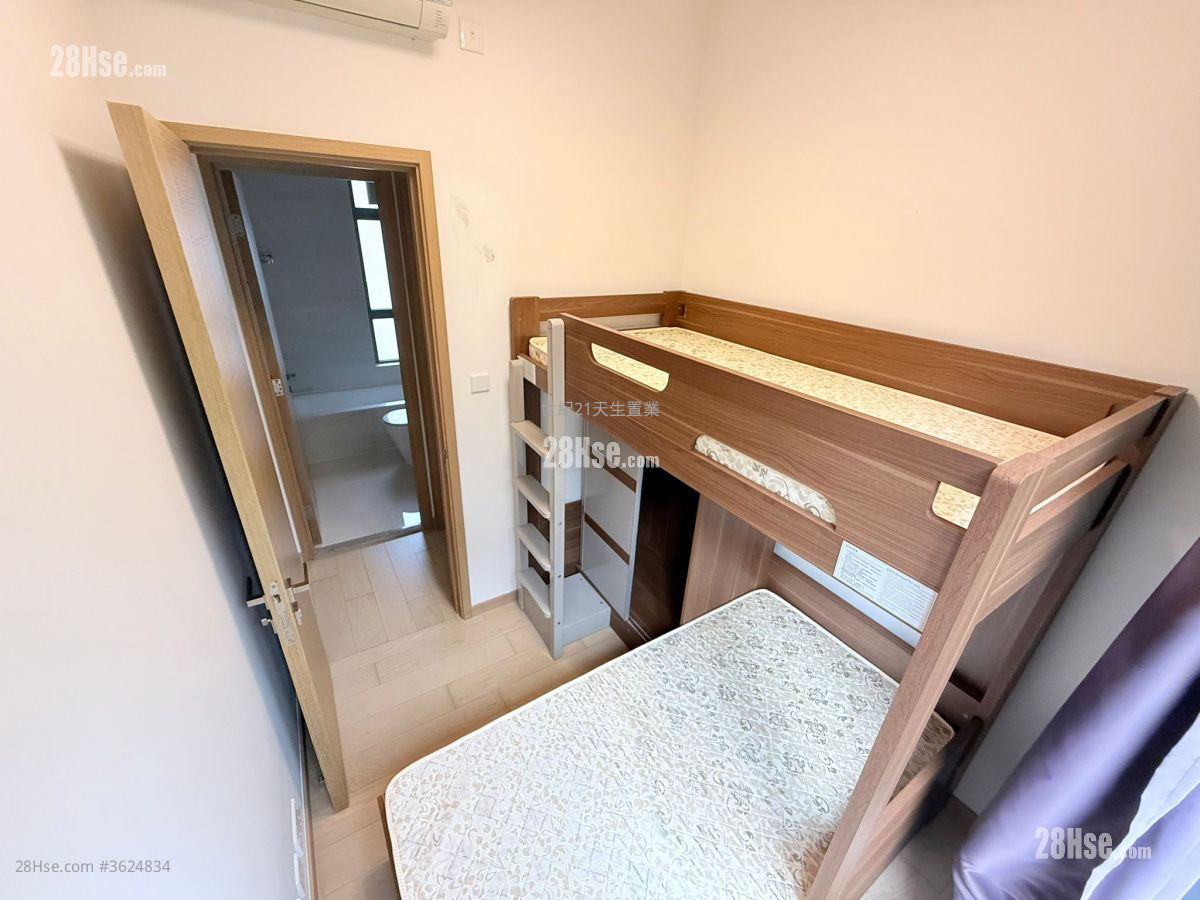 The Bloomsway Rental 3 Bedrooms , 2 Bathrooms 862 ft² The Bloomsway Rental 3 Bedrooms , 2 Bathrooms 862 ft²