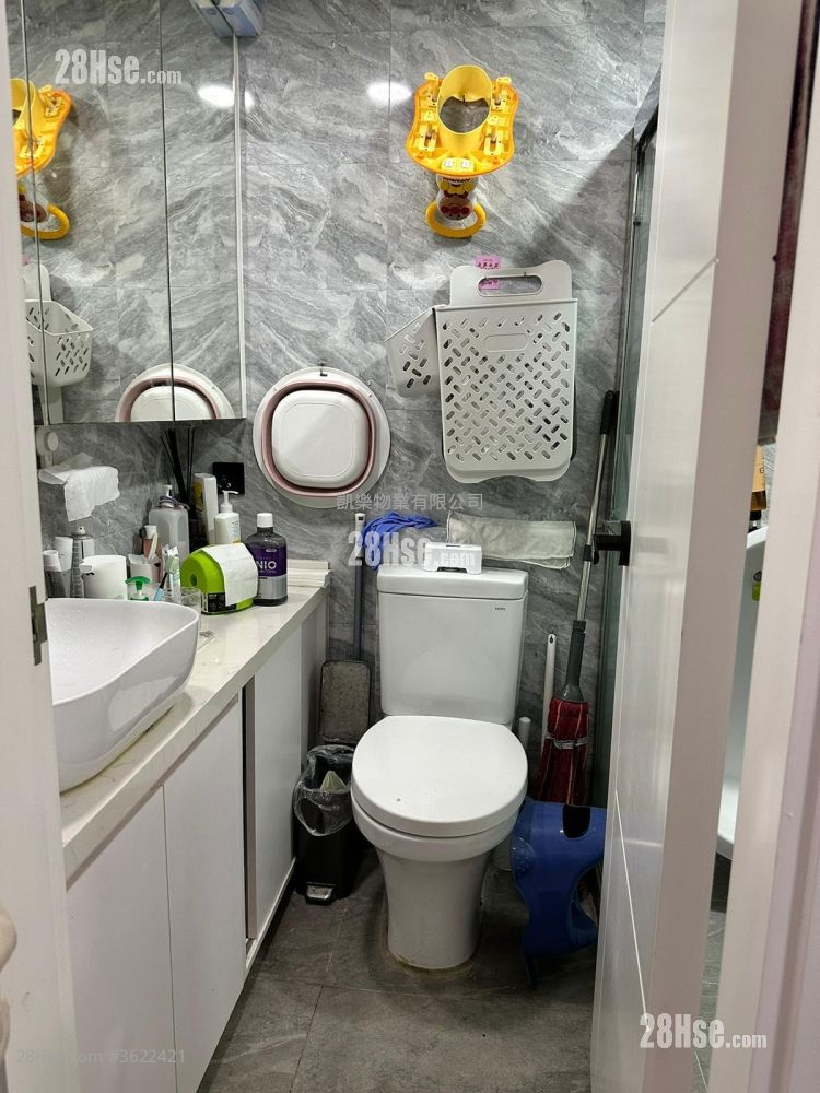 Hoi Lok Court Sell 1 Bedroom , 1 Bathroom 401 ft² Hoi Lok Court Sell 1 Bedroom , 1 Bathroom 401 ft²