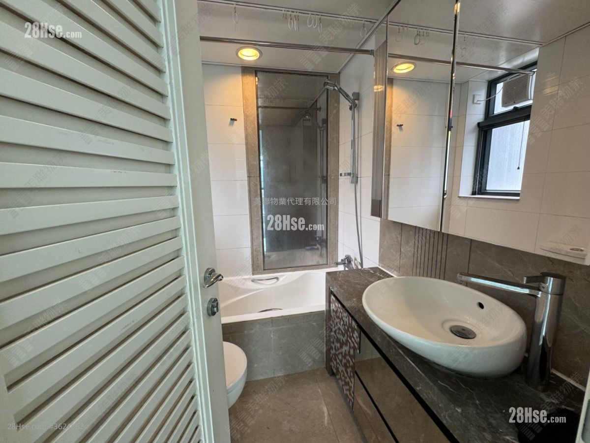 Mont Vert Sell 3 Bedrooms 736 ft² Mont Vert Sell 3 Bedrooms 736 ft²