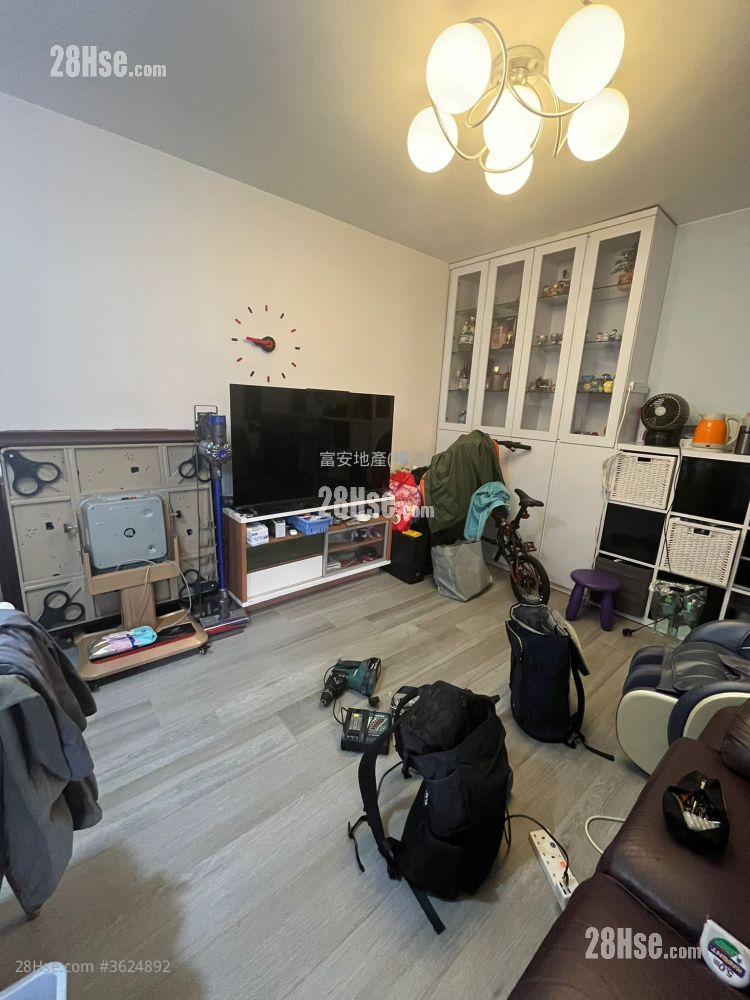 Chevalier Garden Sell 2 Bedrooms , 1 Bathroom 429 ft² Chevalier Garden Sell 2 Bedrooms , 1 Bathroom 429 ft²