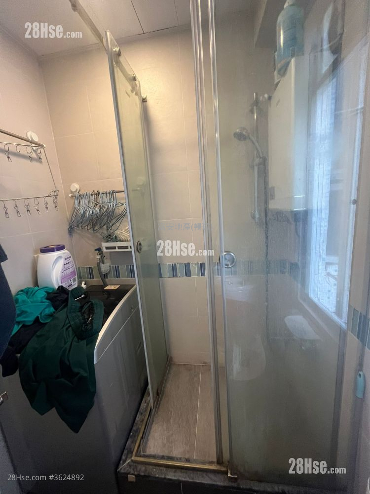 Chevalier Garden Sell 2 Bedrooms , 1 Bathroom 429 ft² Chevalier Garden Sell 2 Bedrooms , 1 Bathroom 429 ft²