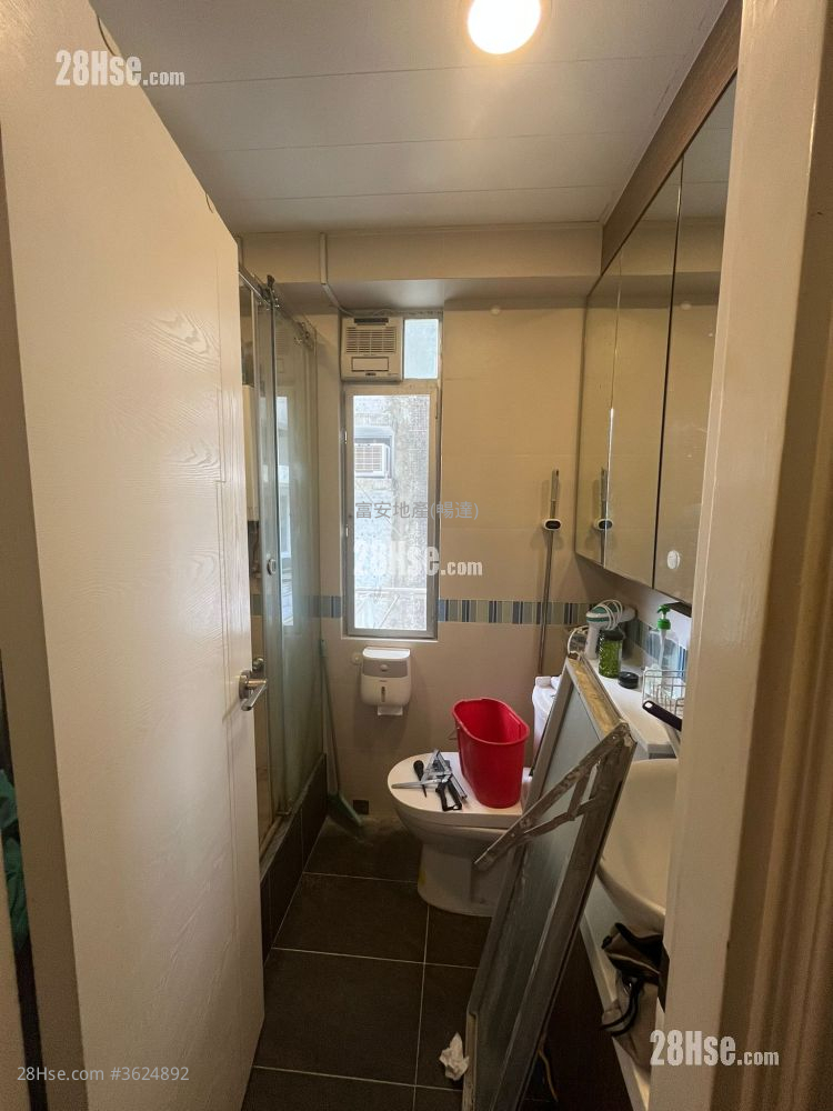 Chevalier Garden Sell 2 Bedrooms , 1 Bathroom 429 ft² Chevalier Garden Sell 2 Bedrooms , 1 Bathroom 429 ft²