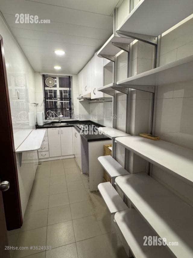 5-7 Ho Man Tin Street Rental 3 Bedrooms , 2 Bathrooms 955 ft² 5-7 Ho Man Tin Street Rental 3 Bedrooms , 2 Bathrooms 955 ft²