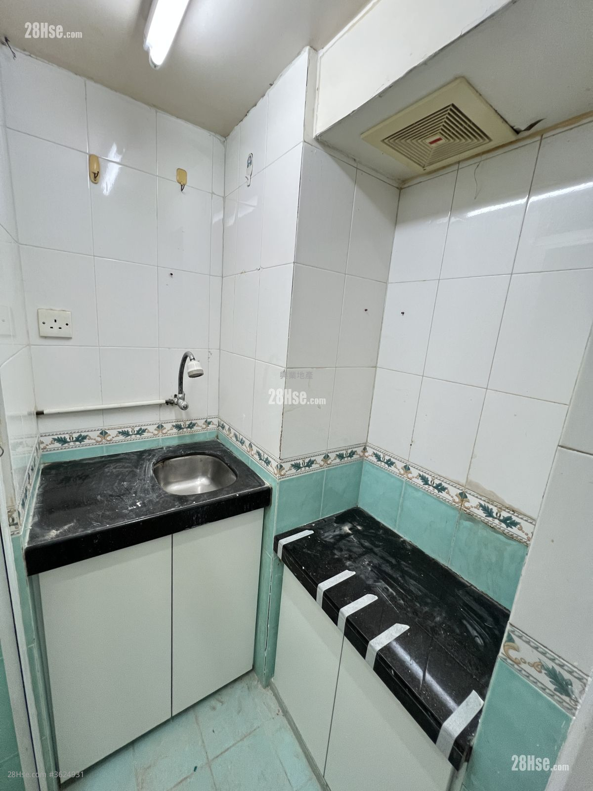 金橋華廈 租盤 開放式間隔 , 1 浴室 150 平方呎 金橋華廈 租盤 開放式間隔 , 1 浴室 150 平方呎