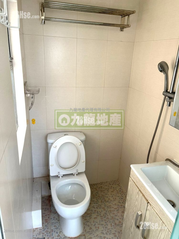 Chi Tat Building Rental 1 Bedroom , 1 Bathroom 234 ft² Chi Tat Building Rental 1 Bedroom , 1 Bathroom 234 ft²