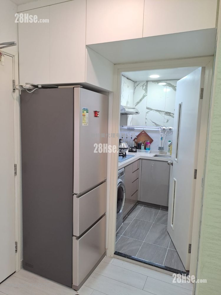 Kwun Tak Court Sell 2 Bedrooms , 1 Bathroom 483 ft² Kwun Tak Court Sell 2 Bedrooms , 1 Bathroom 483 ft²