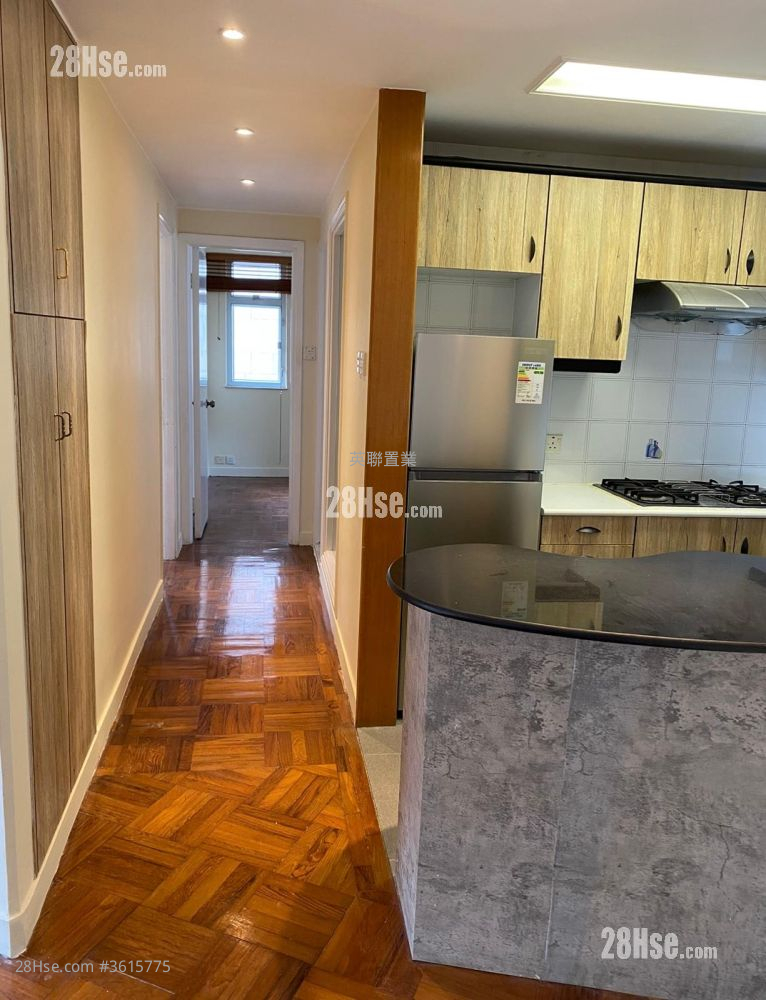 正大花園 售盤 3 房 , 2 浴室 779 平方呎 正大花園 售盤 3 房 , 2 浴室 779 平方呎