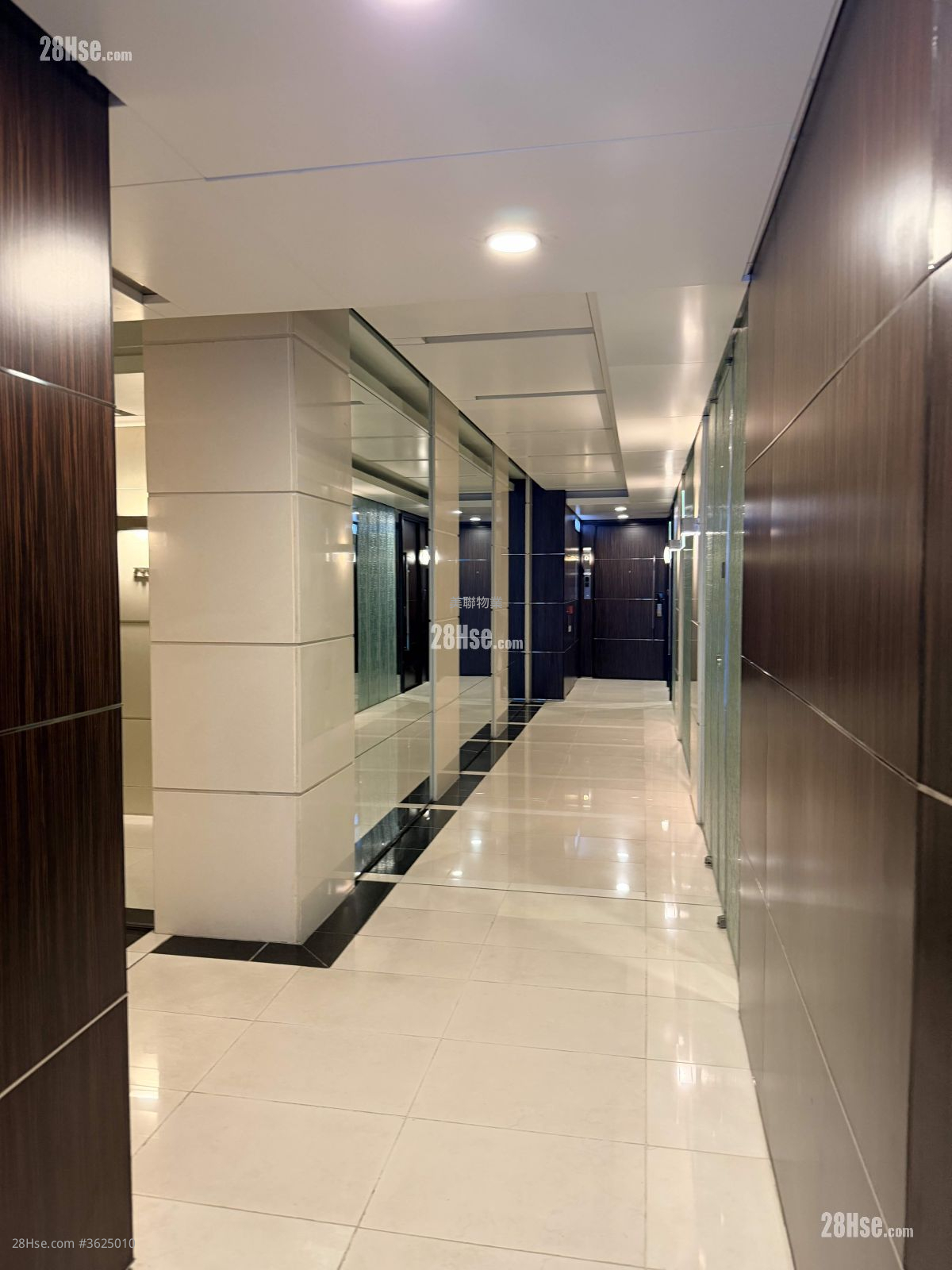 其它: 君臨天下 租盤 2 房 , 2 浴室 804 平方呎 其它: 君臨天下 租盤 2 房 , 2 浴室 804 平方呎