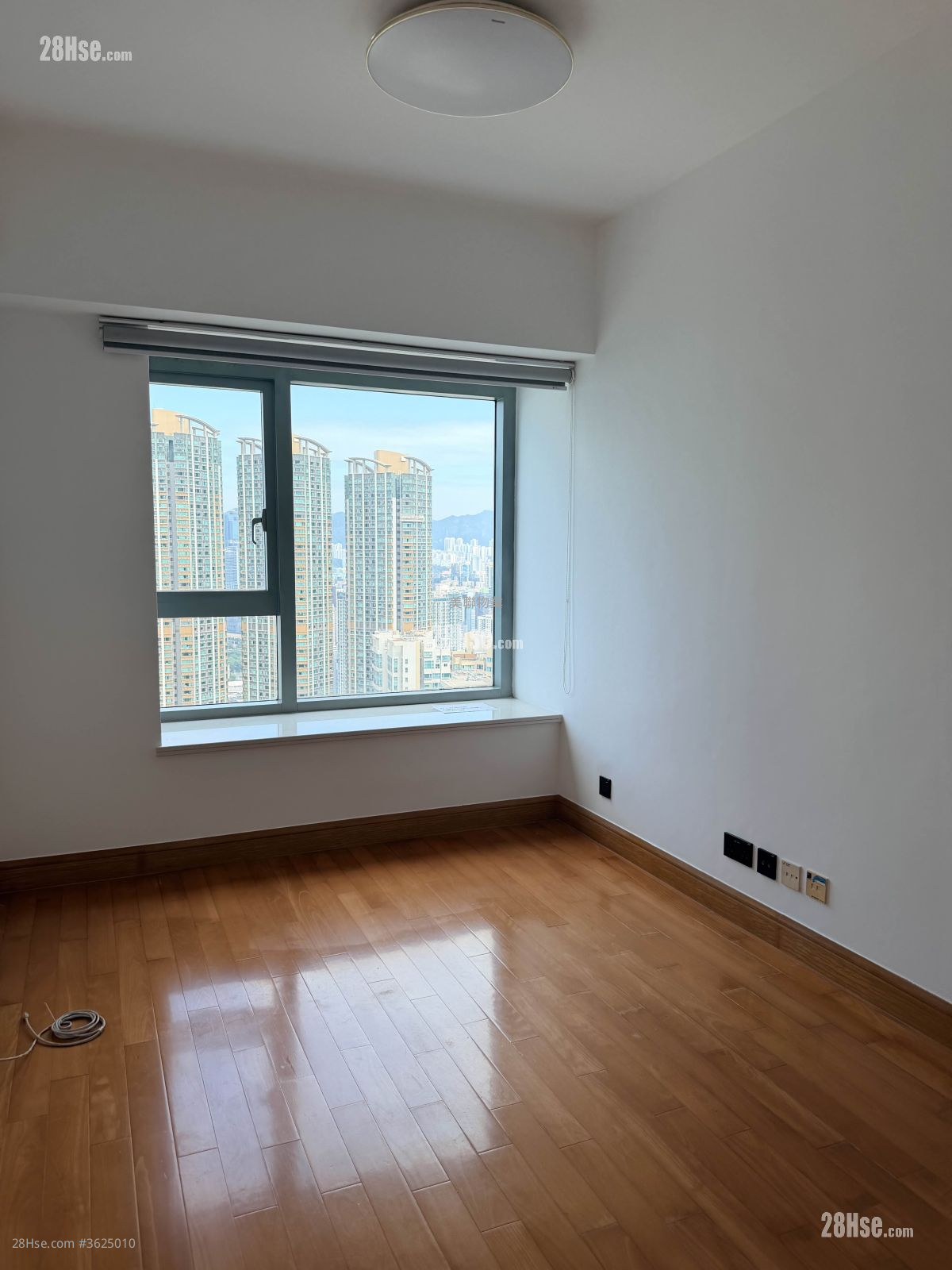 主人房: 君臨天下 租盤 2 房 , 2 浴室 804 平方呎 主人房: 君臨天下 租盤 2 房 , 2 浴室 804 平方呎