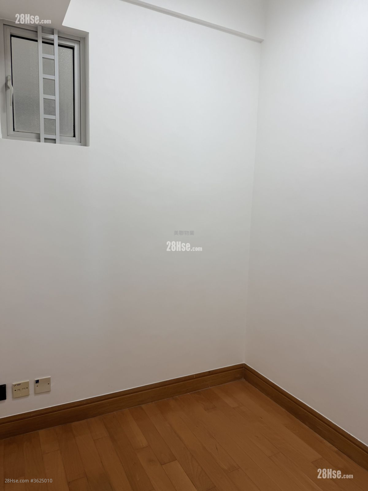 工人房: 君臨天下 租盤 2 房 , 2 浴室 804 平方呎 工人房: 君臨天下 租盤 2 房 , 2 浴室 804 平方呎