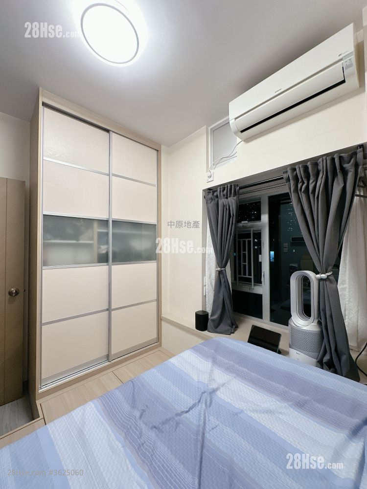 金輝花園 售盤 3 房 502 平方呎 金輝花園 售盤 3 房 502 平方呎