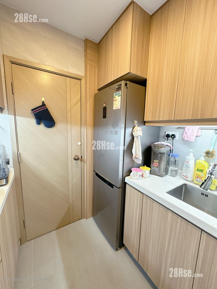 金輝花園 售盤 3 房 502 平方呎 金輝花園 售盤 3 房 502 平方呎