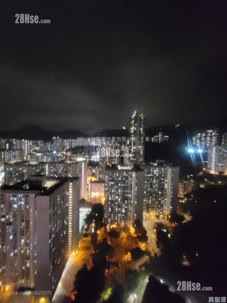 Uptown East Sell 1 Bathroom 279 ft²