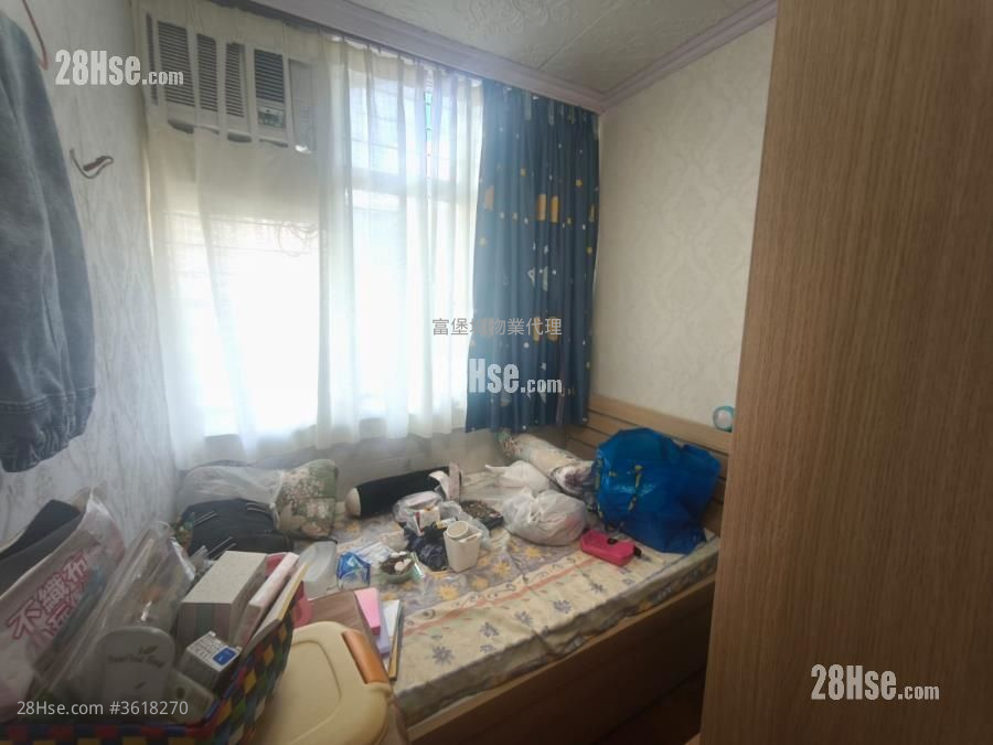 Kwong Yuen Estate Sell 2 Bedrooms , 1 Bathroom 376 ft² Kwong Yuen Estate Sell 2 Bedrooms , 1 Bathroom 376 ft²