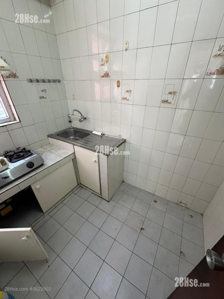 Man Hee Mansion Sell 2 Bedrooms , 1 Bathroom 336 ft² Man Hee Mansion Sell 2 Bedrooms , 1 Bathroom 336 ft²