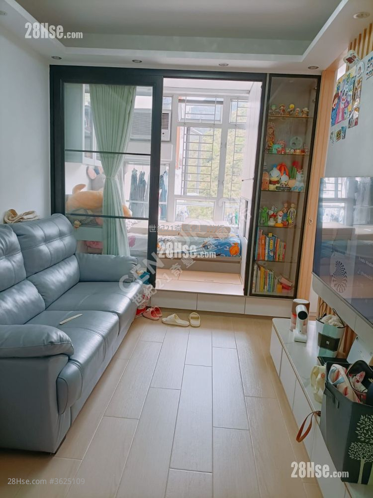 Kam Chun Court Sell 2 Bedrooms , 1 Bathroom 384 ft² Kam Chun Court Sell 2 Bedrooms , 1 Bathroom 384 ft²