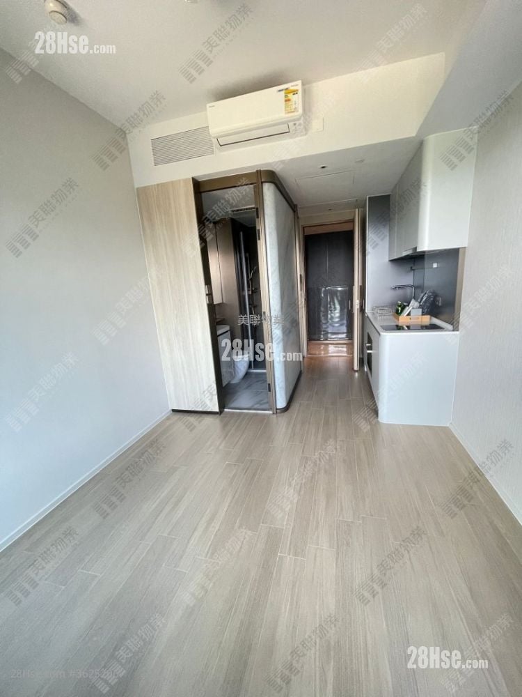 One Innovale Rental 323 ft²