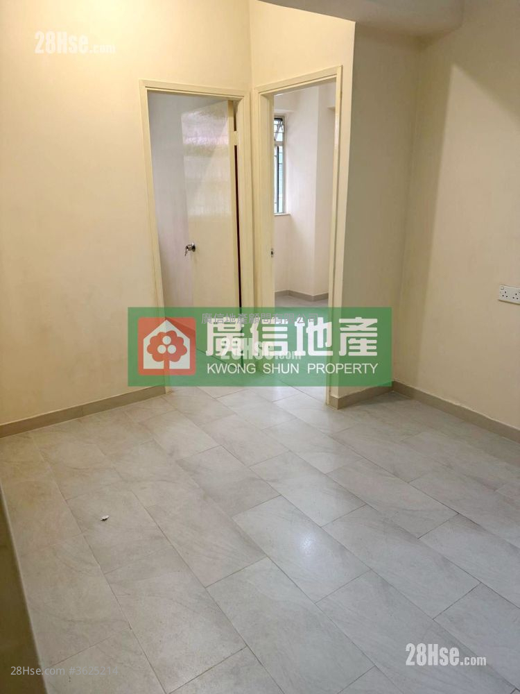 Lai Tong Building Rental 2 Bedrooms , 1 Bathroom 304 ft²