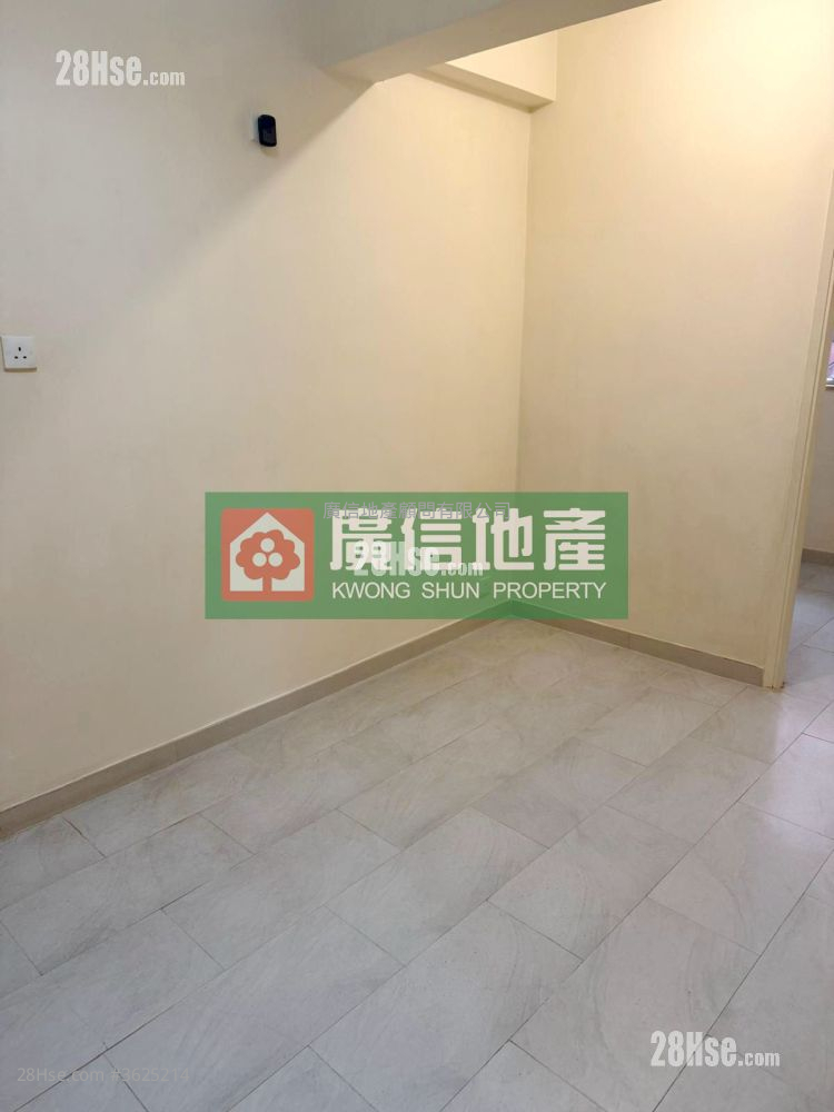 Lai Tong Building Rental 2 Bedrooms , 1 Bathroom 304 ft² Lai Tong Building Rental 2 Bedrooms , 1 Bathroom 304 ft²