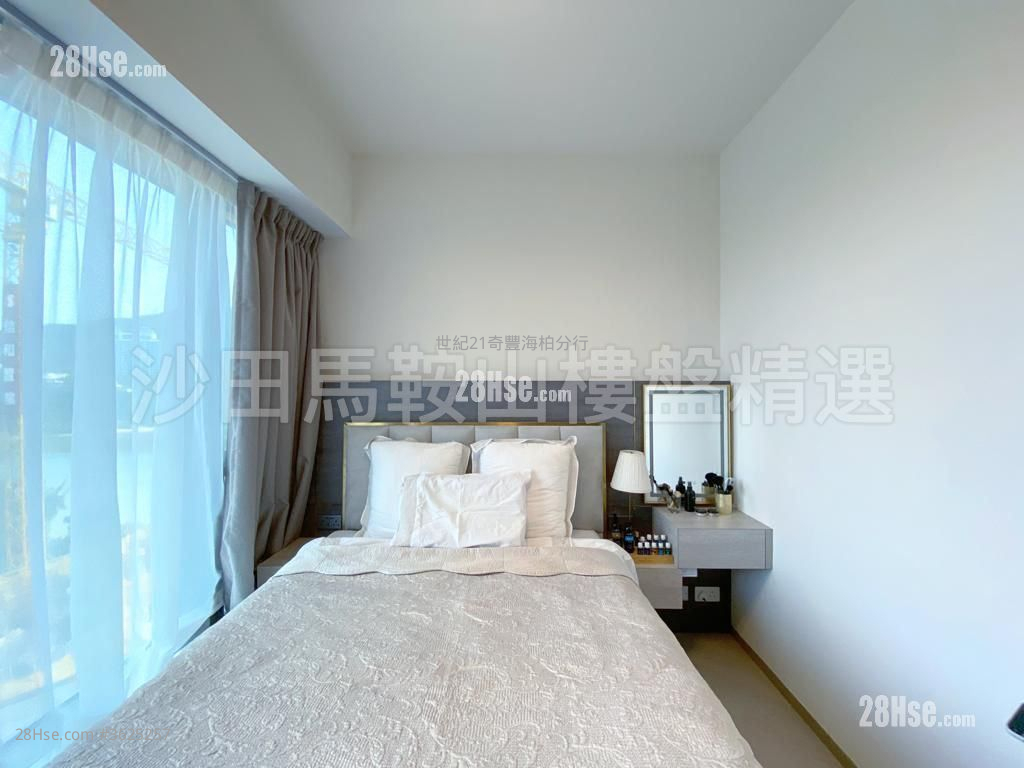 泓碧 租盤 3 房 , 3 浴室 869 平方呎 泓碧 租盤 3 房 , 3 浴室 869 平方呎